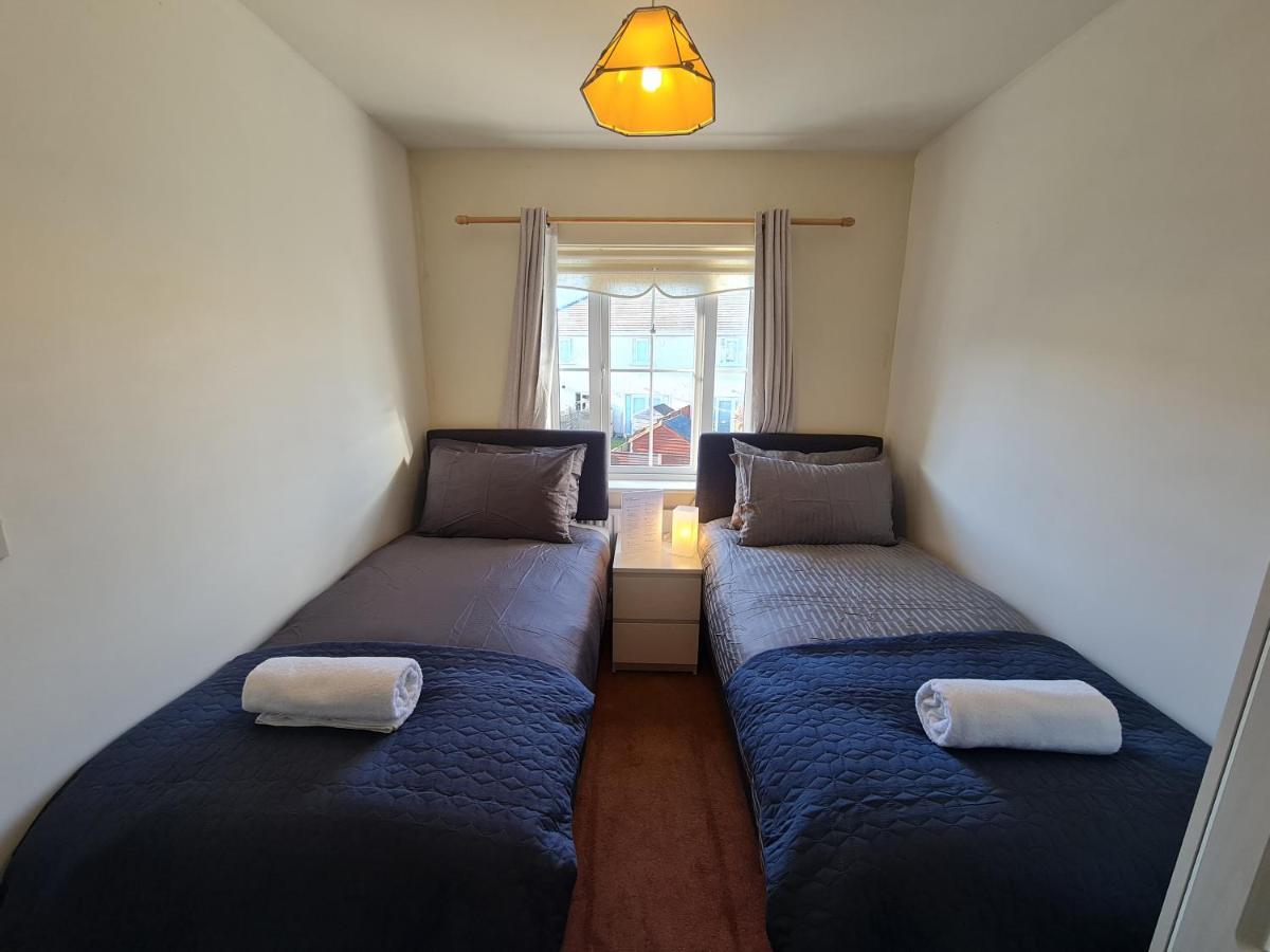 2 Cosy Bedrooms In A 3 Bed Home Tyrrelstown Eksteriør bilde